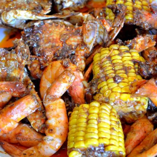 SHRIMPS AND CRABS IN CAJUN BUTTER - Recipe photo by thenotsocreativecook