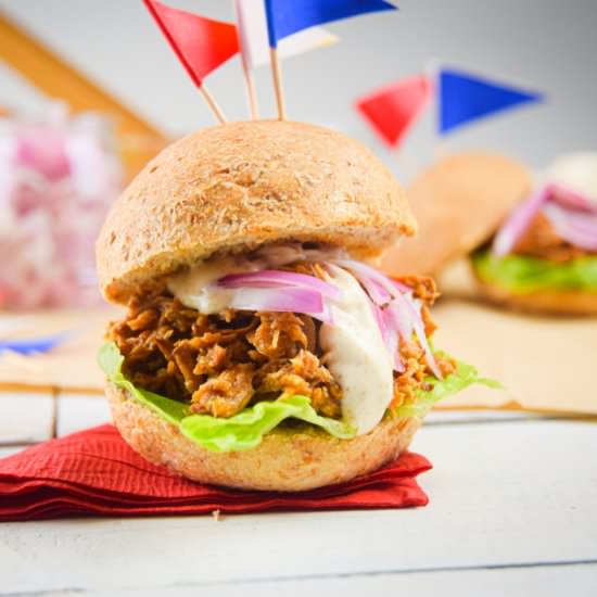 Pulled Pork Sliders for 4th of July - Recipe photo by inthekitchnet