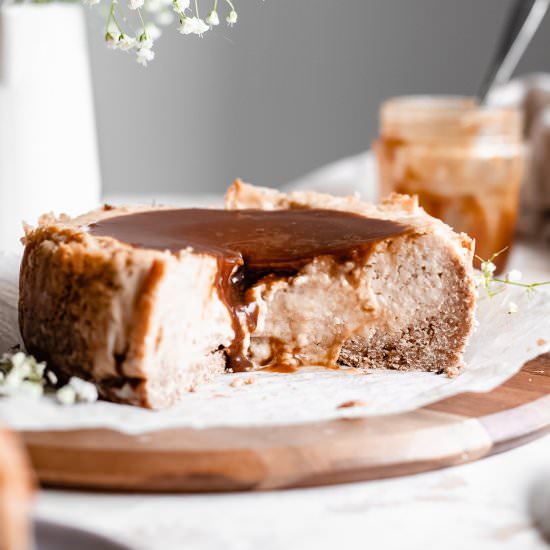 Baked Vegan Vanilla Cheesecake - Recipe photo by thebananadiaries