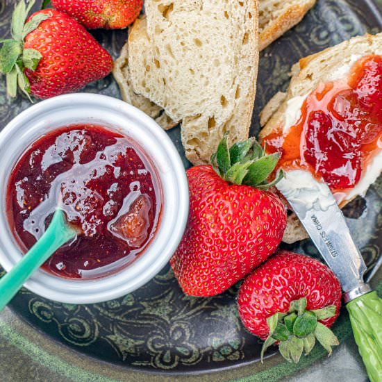 Rhubarb Strawberry Preserves - Recipe photo by HIldaskitchenblog