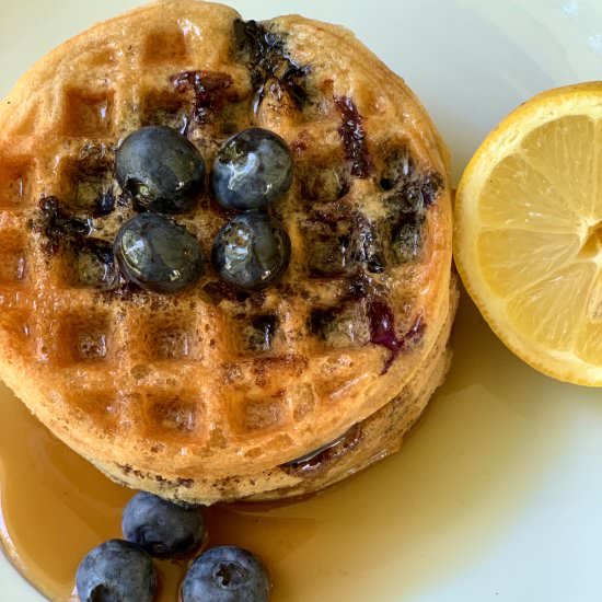 Vegan Blueberry Lemon Waffles - Recipe photo by Foodbyayaka