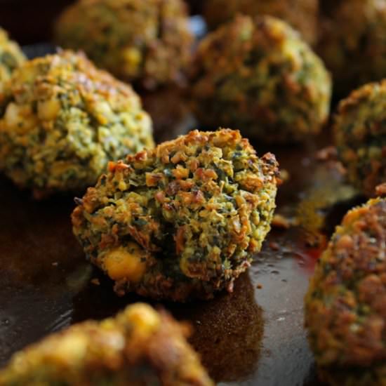 Crispy Baked Falafel - Recipe photo by The Pesky Vegan