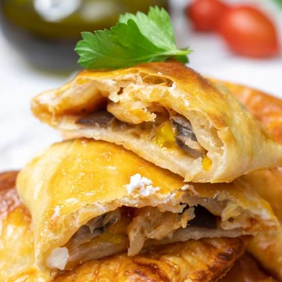 Pizza Hot Pockets - Recipe photo by gourmandelle