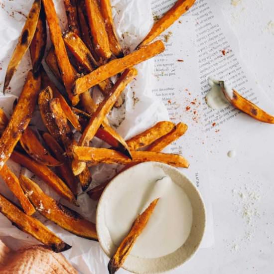 Crispy Baked Sweet Potato Fries - Recipe photo by nutriciously