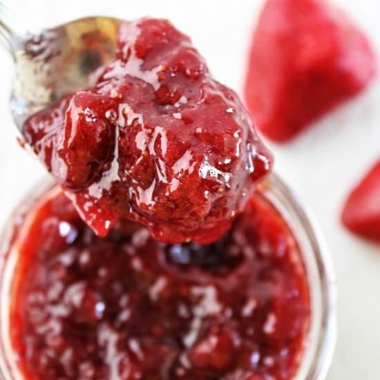 strawberry refrigerator jam - Recipe photo by nowcookthis