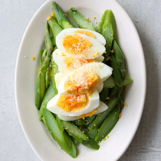 Asparagus Salad with Boiled Egg - Recipe photo by chefjacooks
