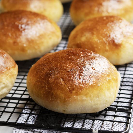 No Knead Brioche Buns - Recipe photo by PinchandSwirl