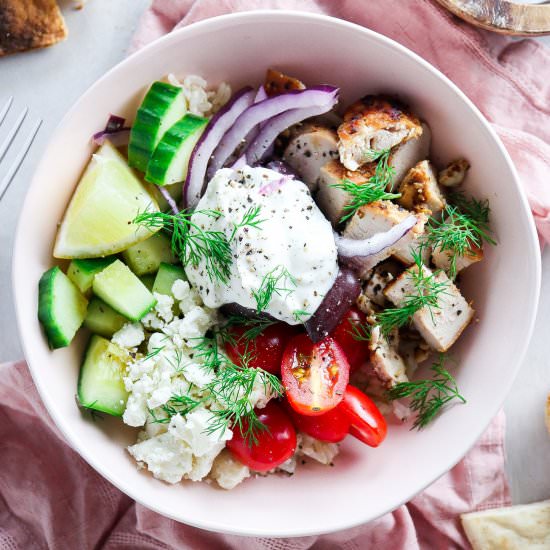 20 Minute Greek Chicken Bowls - Recipe photo by tippsinthekitch