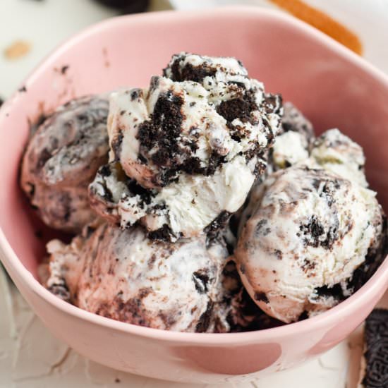 Cookies and Cream Ice Cream - Recipe photo by feastforafraction