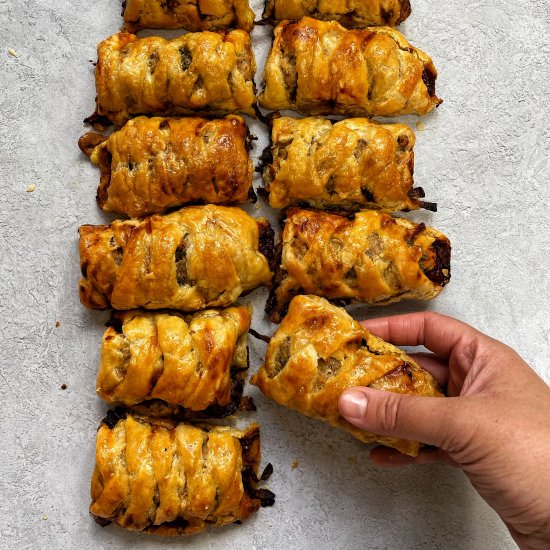 Plaited Sausage Rolls - Recipe photo by bakingwithaimee