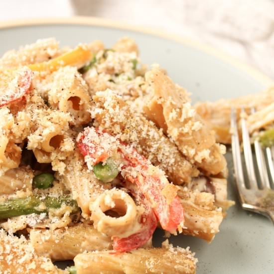 Garlic cream primavera pasta bake - Recipe photo by plantbasedjess
