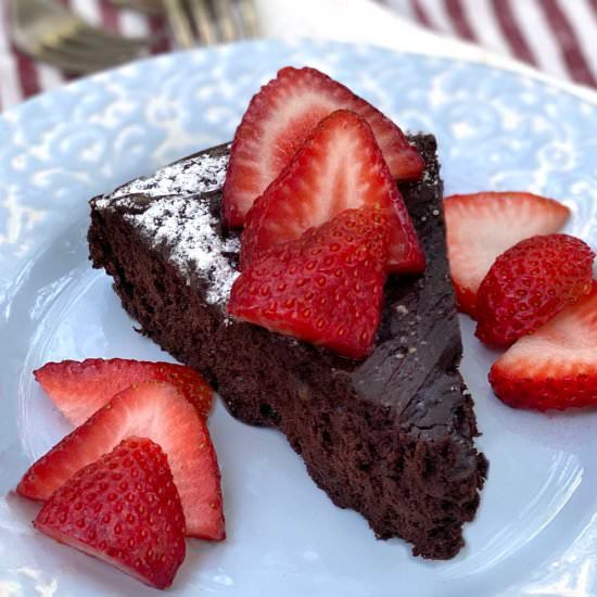 Flourless Chocolate Truffle Cake - Recipe photo by panning the globe
