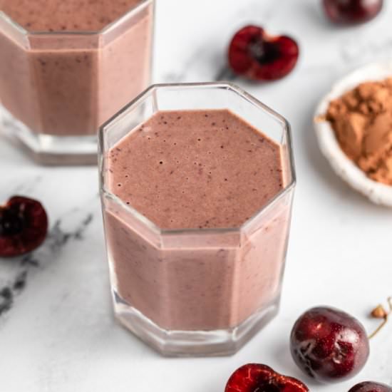 Chocolate Cherry Smoothie - Recipe photo by from my bowl