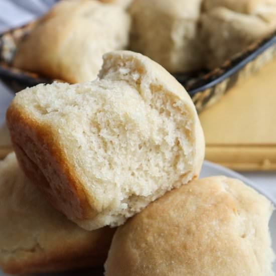 Easy Homemade Dinner Roll - Recipe photo by sustain my cooking habit
