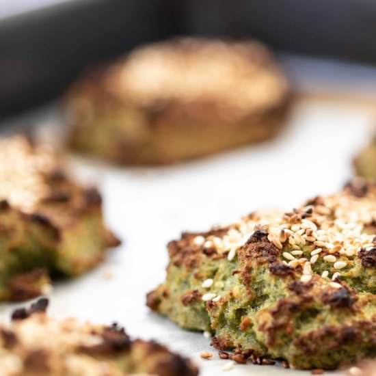 Baked Falafel Recipe (Ta'ameya) - Recipe photo by thematbakh