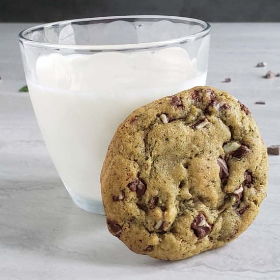 Fresh Mint Chocolate Chip Cookies - Recipe photo by RaspberriesAndKohlrabi