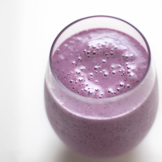 Icelandic Blueberry Skyr Smoothie - Recipe photo by anyascookbook
