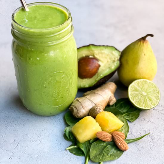 Immune Boosting Green Smoothie - Recipe photo by ThreeTeasKitchen