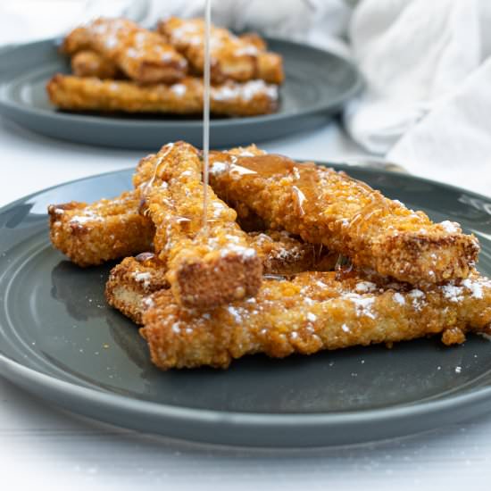 Crunchy Baked French Toast Sticks - Recipe photo by Biteyourcravings