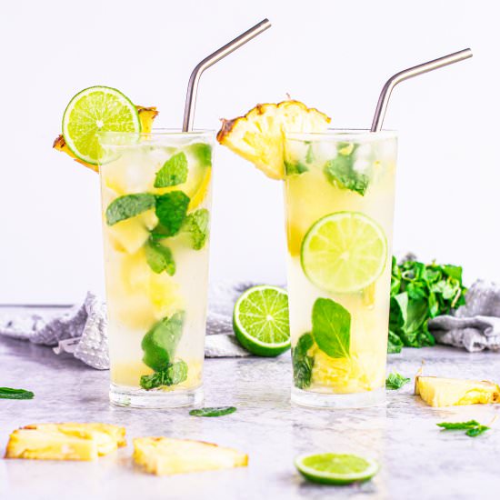 Pineapple Mojito - Recipe photo by KlaraW