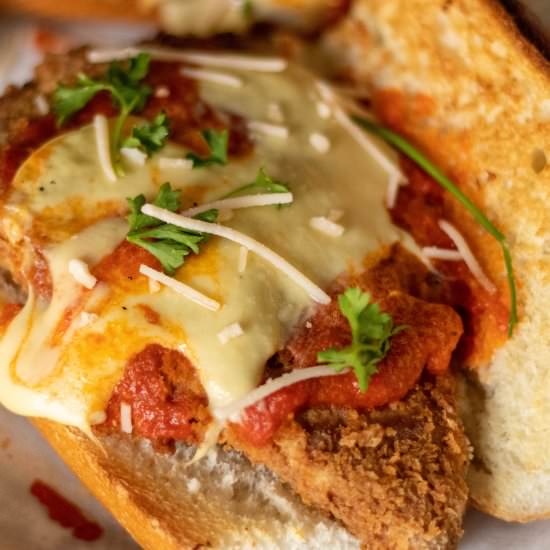 Vegan Chicken Parmesan Sandwich - Recipe photo by 86Eats