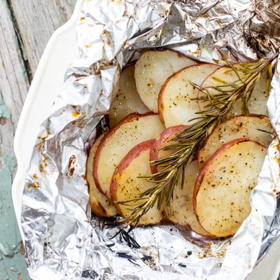 Grilled Rosemary Potato Packets - Recipe photo by sidewalkshoes