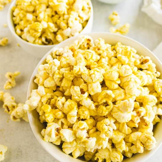 Nutritional Yeast Stovetop Popcorn - Recipe photo by Robust Recipes