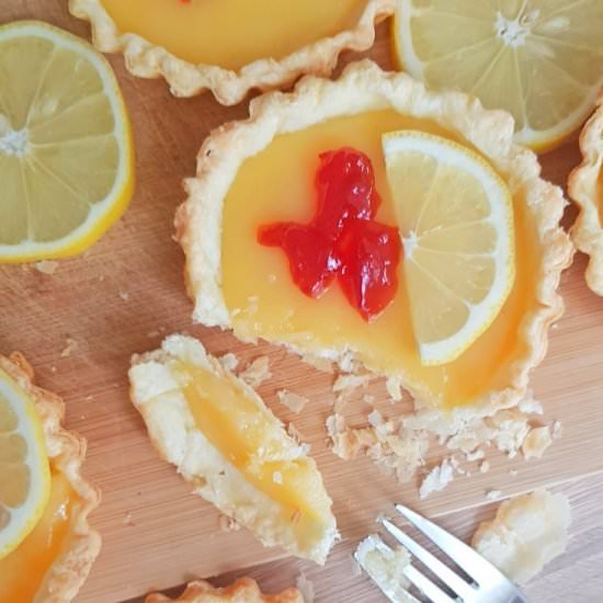 MINI LEMON TARTS - Recipe photo by Easy Peasy Creative Ideas