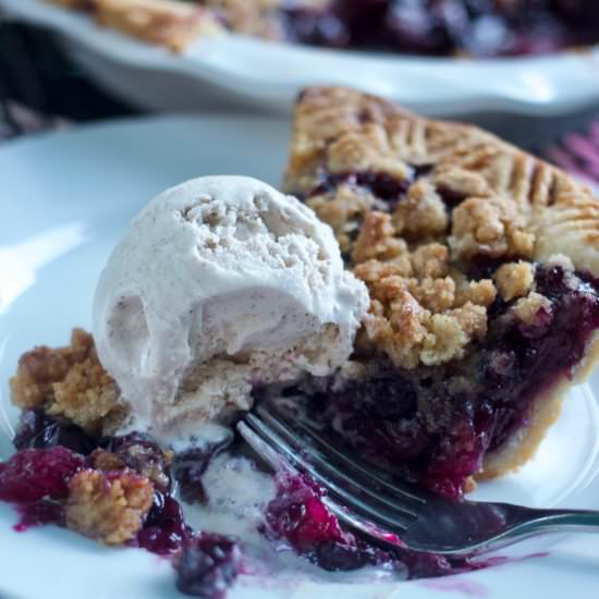 Blueberry Streusel Pie - Recipe photo by lanebakery