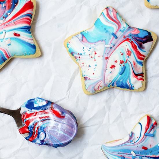 4th of July Cookies - Recipe photo by thebakersalmanac
