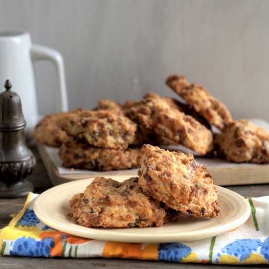 sausage cheese biscuits - Recipe photo by davebakes