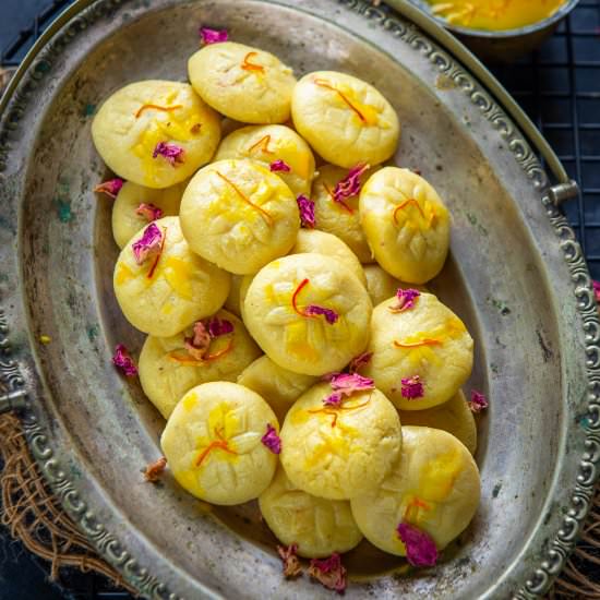 Kesar Peda - Recipe photo by Whiskaffair