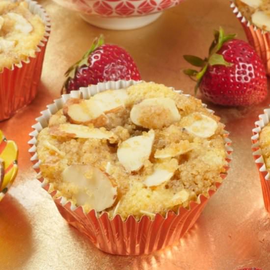 Cardamom Crunch Almond Cupcakes - Recipe photo by MyIndianStove