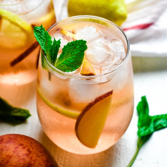 Peach Rosé Sangria - Recipe photo by stressbaking