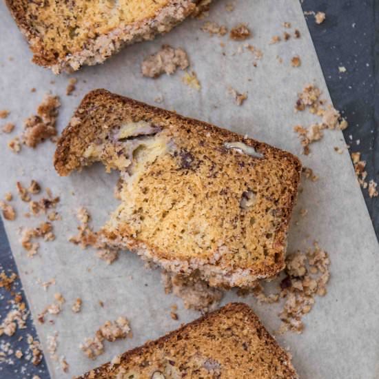pecan banana bread with streusel - Recipe photo by lifestyleofafoodie