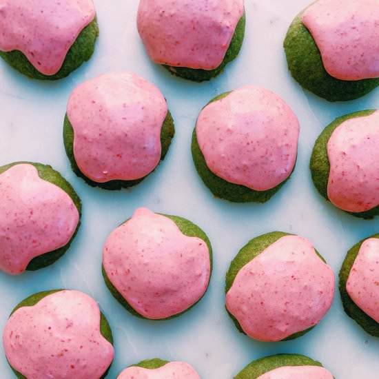 Matcha Shortbread w/Strawberry Icing - Recipe photo by thefigjar