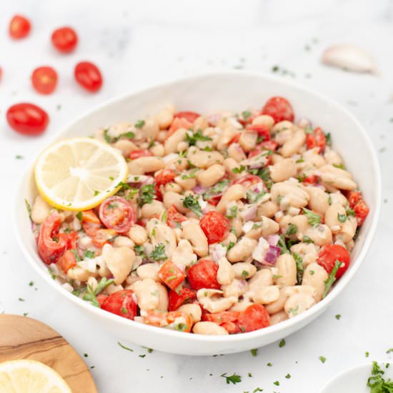 Mediterranean White Bean Salad - Recipe photo by avocadocentric