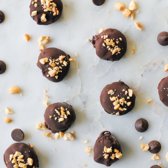 Chocolate and Peanut Butter Bananas - Recipe photo by never any thyme