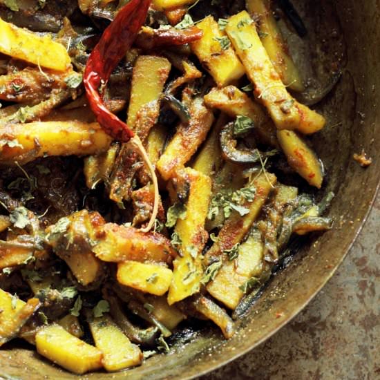 Marawadi Aloo Pyaz - Recipe photo by merrytummy