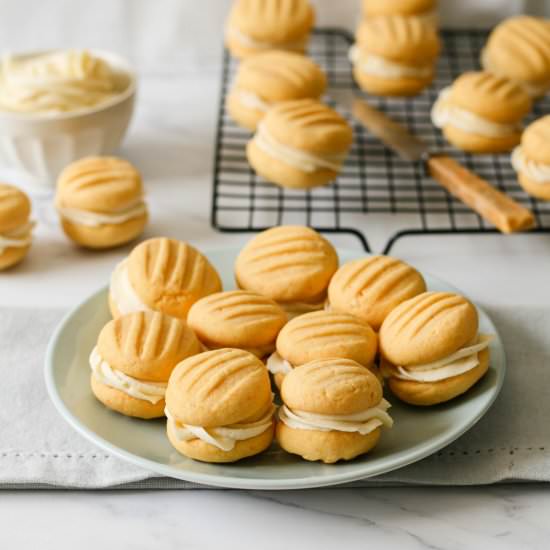 Custard sandwich cookies - Recipe photo by vanillafrost4