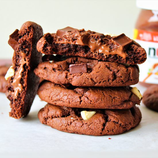 Nutella Stuffed Chocolate Cookies - Recipe photo by eyesclosedcooking
