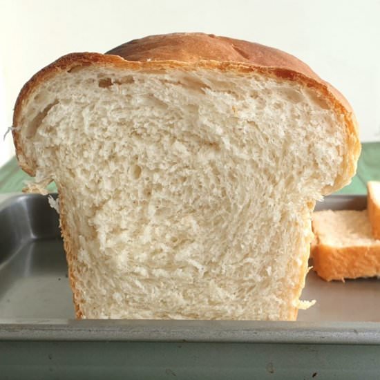 Easy sandwich bread - Recipe photo by Flours n frostings