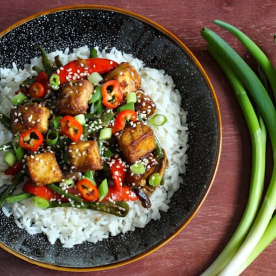 Crispy Tofu Stir-Fry - Recipe photo by The Pesky Vegan