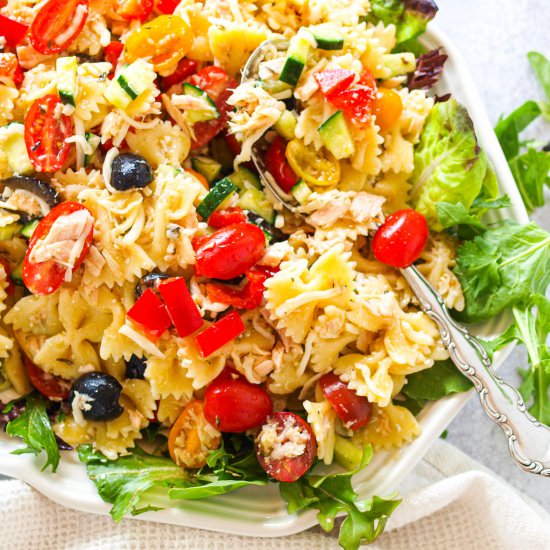 Italian Tuna Pasta Salad - Recipe photo by MaesMenu