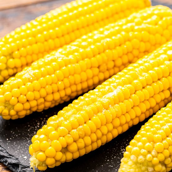 How to Boil Corn on the Cob - Recipe photo by julieseatsandtreats
