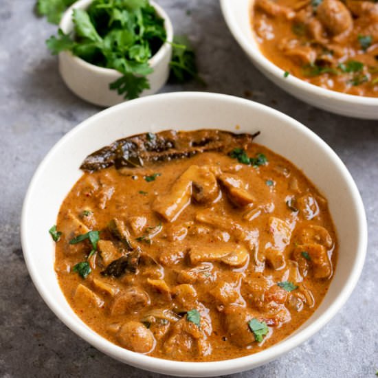 Mushroom Curry in Instant Pot - Recipe photo by Gingerskillet