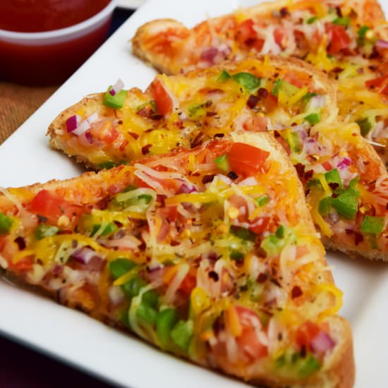 Bread Pizza - Recipe photo by ahappytreat