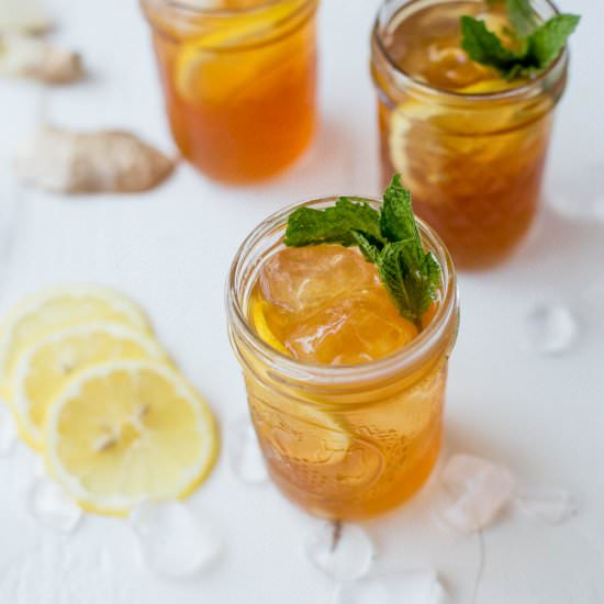 Lemon Bourbon Sweet Tea - Recipe photo by InquiringChef
