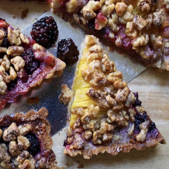 Mango Blackberry Tart with Walnuts - Recipe photo by skaiwar