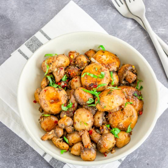 Butter Garlic Mushrooms - Recipe photo by Priyanka DK